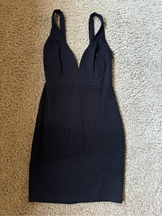 Lulus Dresses & Skirts - Lulu's Black Plunging Mini Sheath Dress